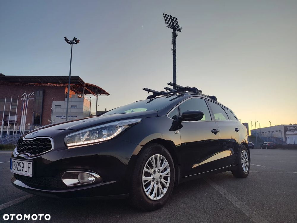 Kia Ceed 1.6 GDI Business Line - 1