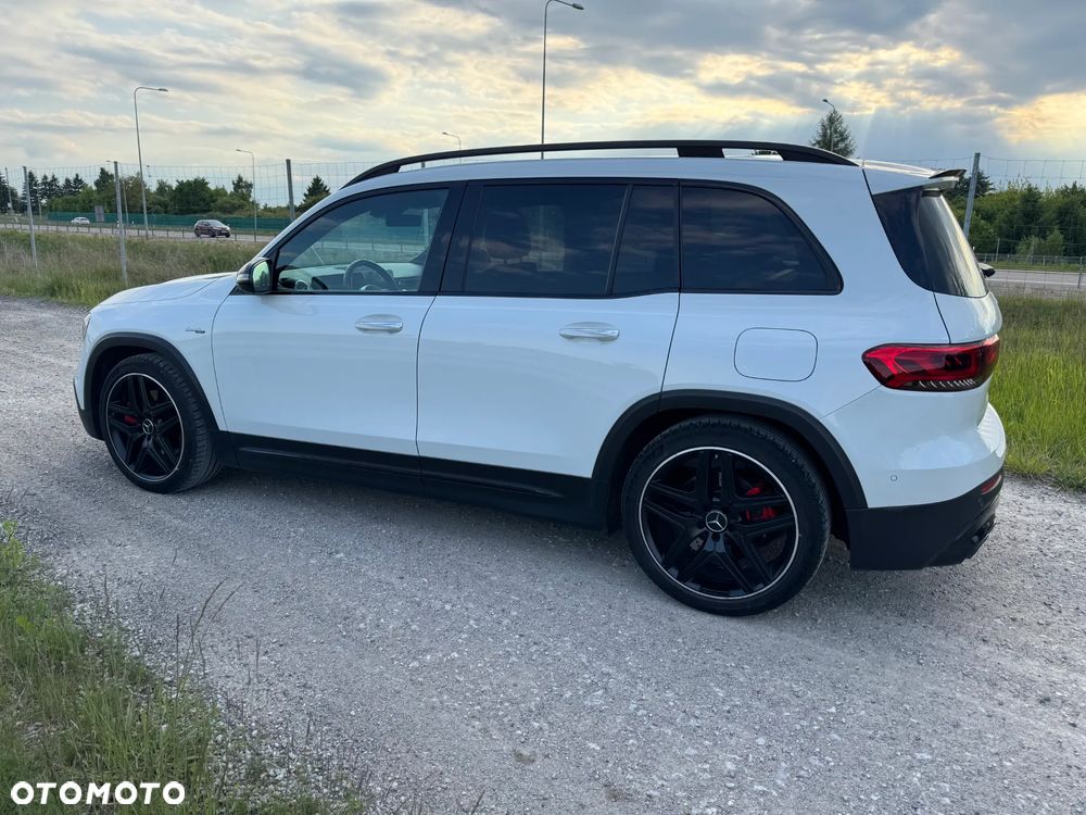 Mercedes-Benz GLB - 7