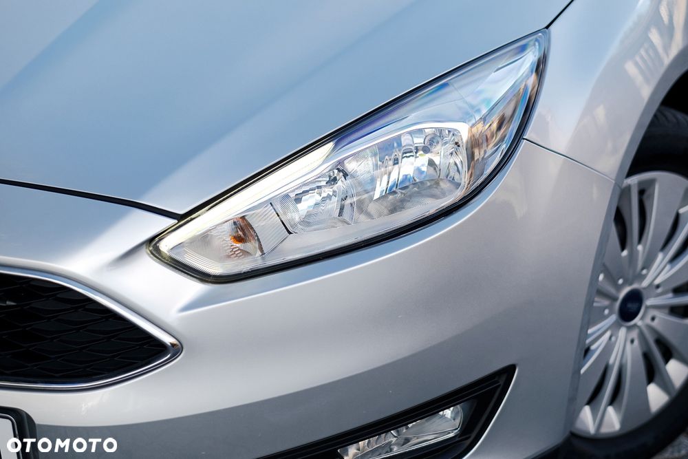 Ford Focus 1.6 Trend Sport PowerShift - 12