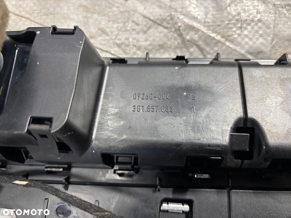 VW Passat B8 kratka konsoli nawiewu 3G0919204C 3G0919204C - 4