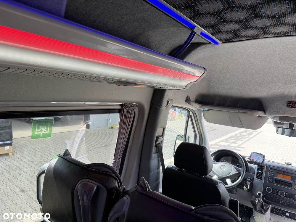 Mercedes-Benz Sprinter 519 3.0 V6 24 miejsca turystyczny - 23