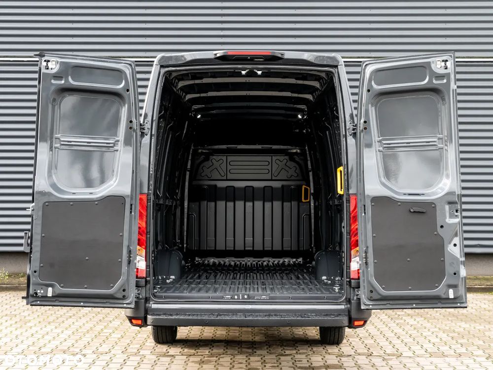 Iveco Daily 35S18HA8V 3.0 L4H2 - 8