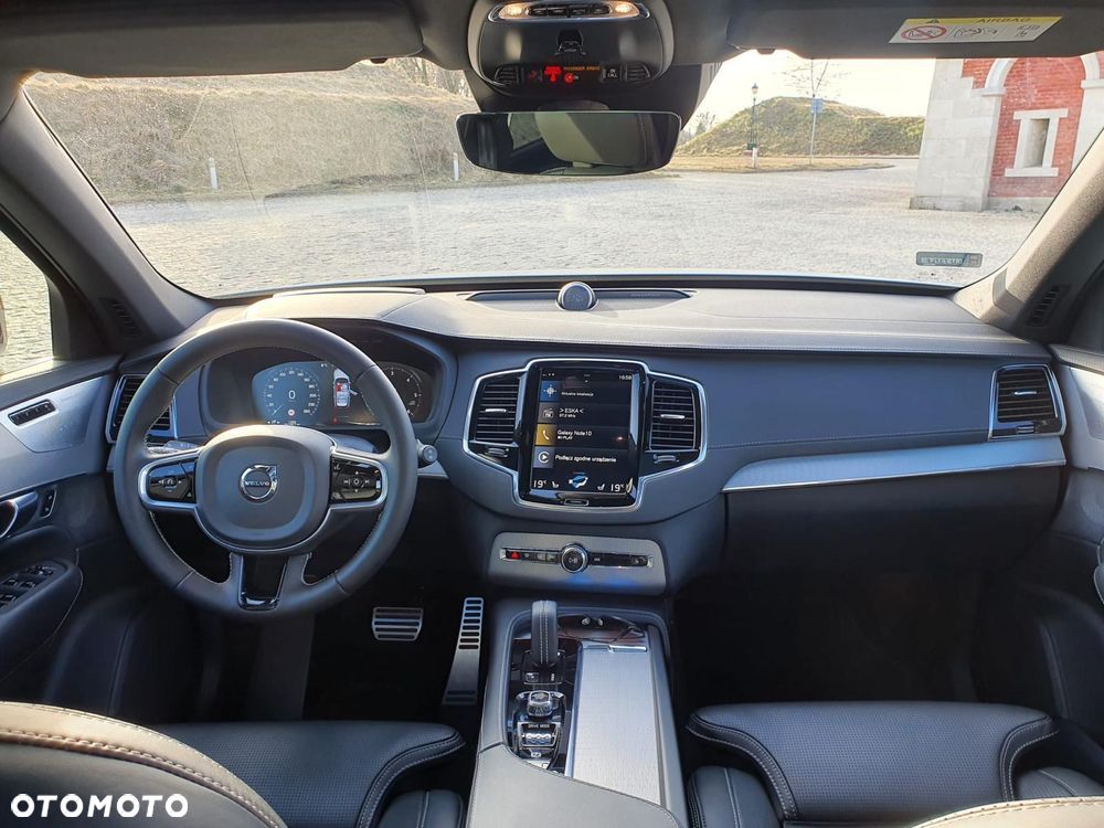 Volvo XC 90 - 13