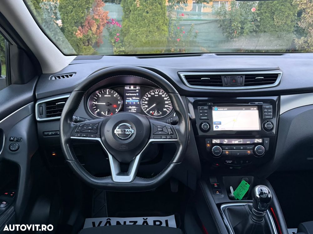 Nissan Qashqai 1.5 DCI Start/Stop N-Connecta - 12