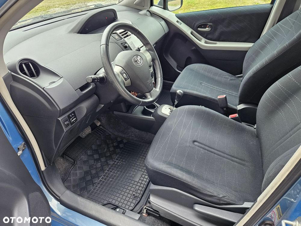 Toyota Yaris 1.3 Automatik Sol - 14