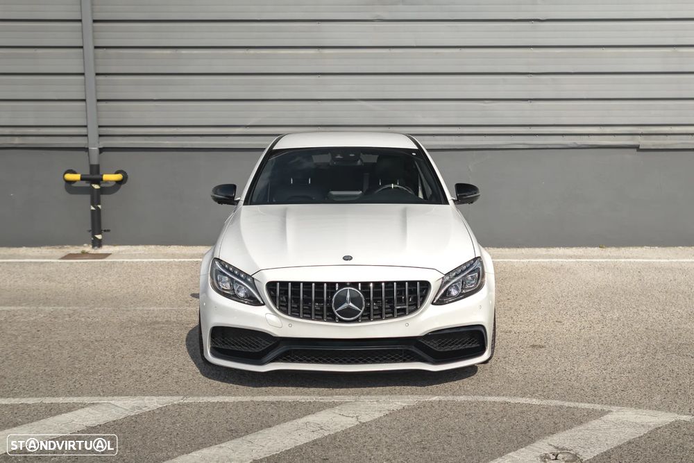 Mercedes-Benz C 63 AMG - 9