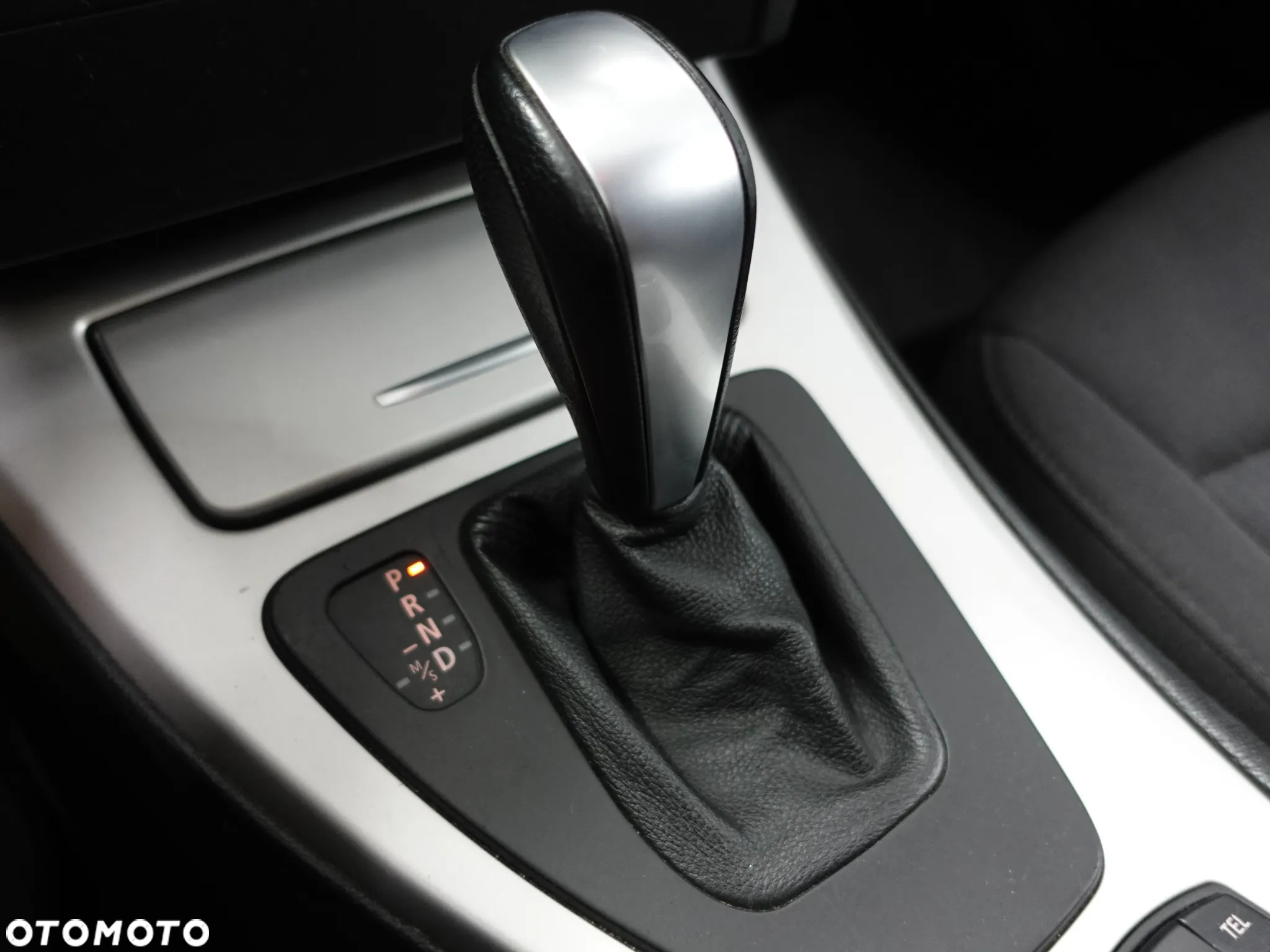 BMW Seria 3 320d DPF Touring - 35