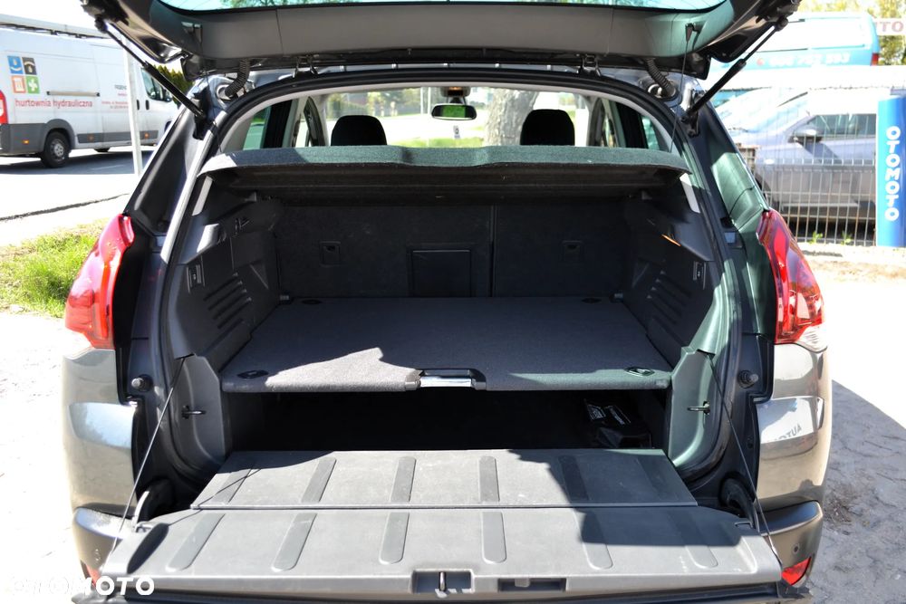 Peugeot 3008 BlueHDi 120 Stop & Start Style - 12