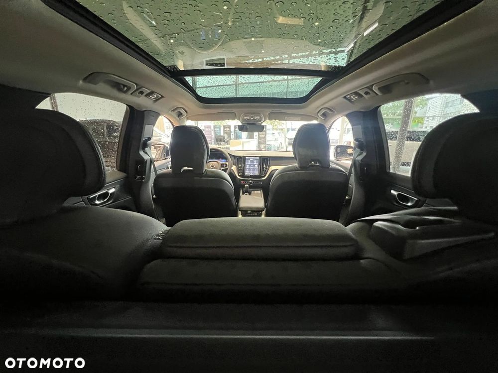 Volvo XC 60 B5 D AWD Geartronic Inscription - 19
