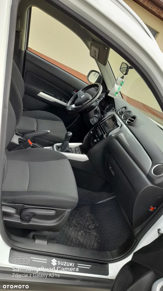 Suzuki Vitara 1.6 Comfort 2WD - 10