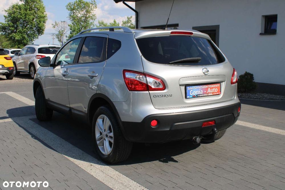 Nissan Qashqai - 4