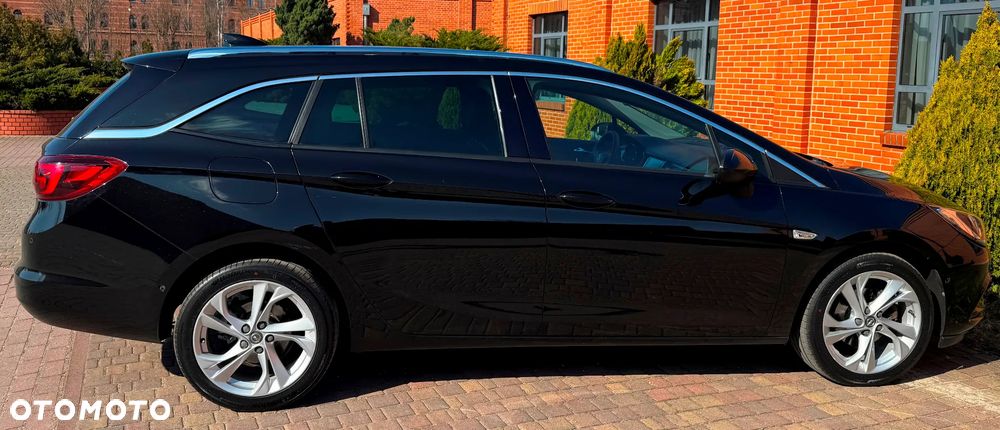 Opel Astra 1.6 CDTI Cosmo - 33