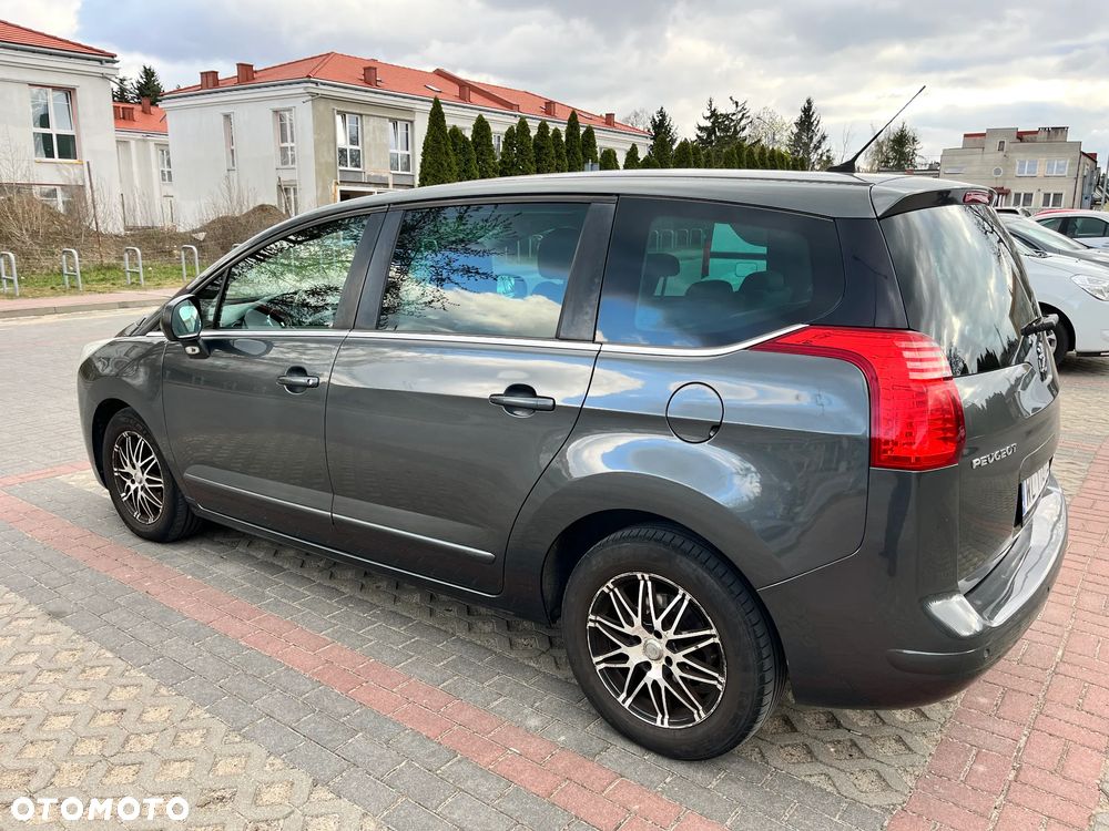 Peugeot 5008 1.6 HDi Active 7os - 6