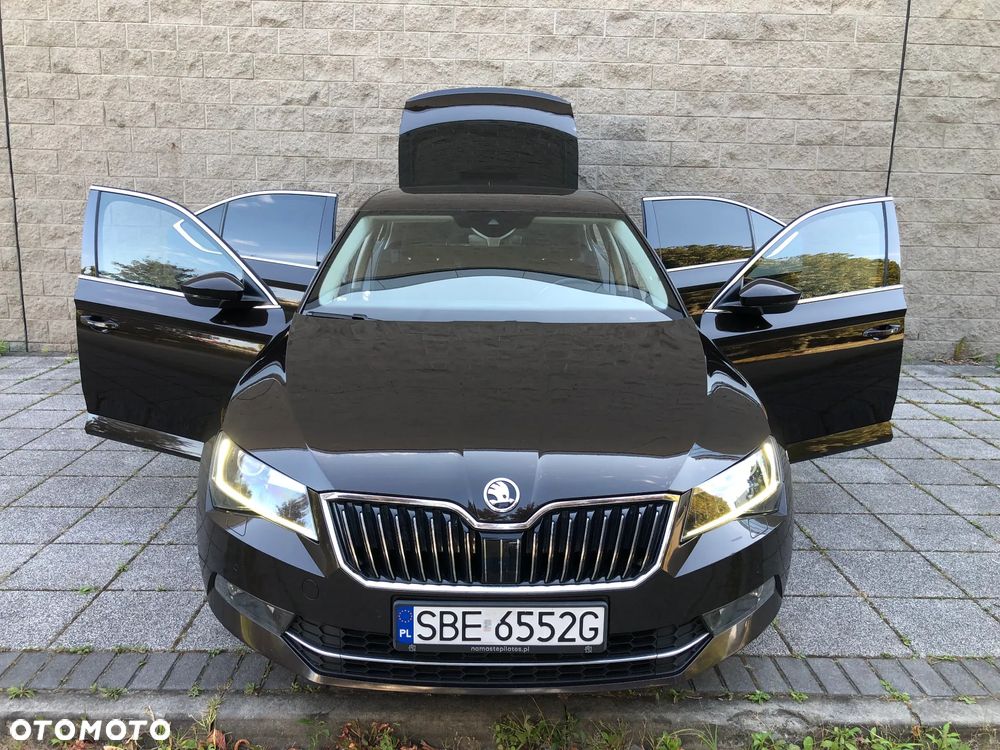 Skoda Superb 2.0 TDI Style DSG - 4