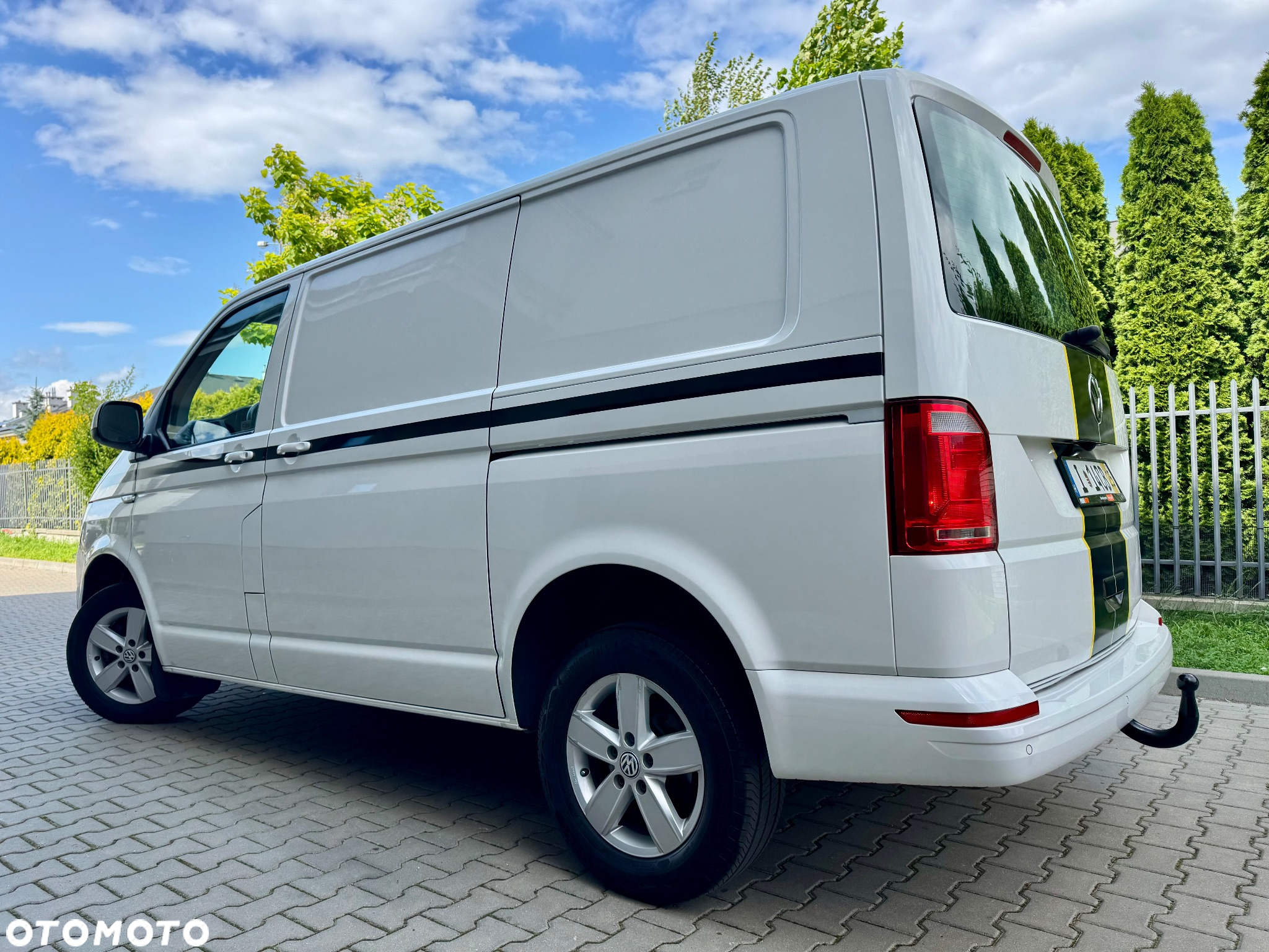 Volkswagen Transporter T6 automat DSG podwójne drzwi z obu stron Faktura VAT 23% kamera klimatyzacja podgrzewane siedzenia czujniki VW T6 webasto brutto drzwi x2 2.0 TDI 110KW 150KM skrzynia biegów automatyczna export - 26