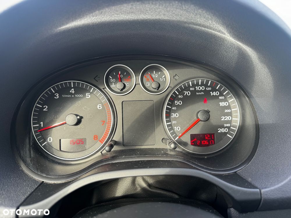 Audi A3 Sportback 1.4 TFSI Attraction - 17