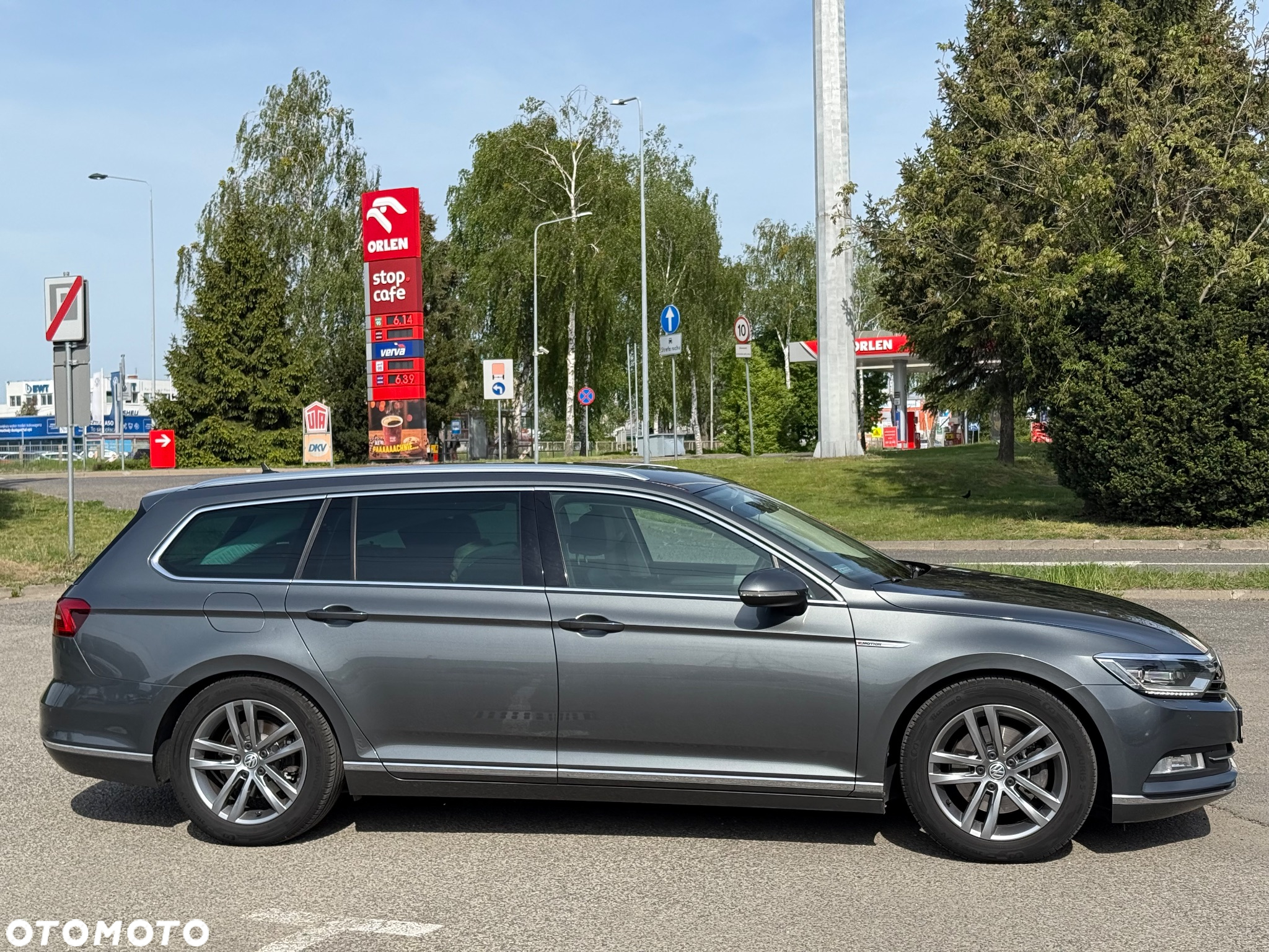 Volkswagen Passat Variant 2.0 TDI SCR 4Motion DSG Highline - 4