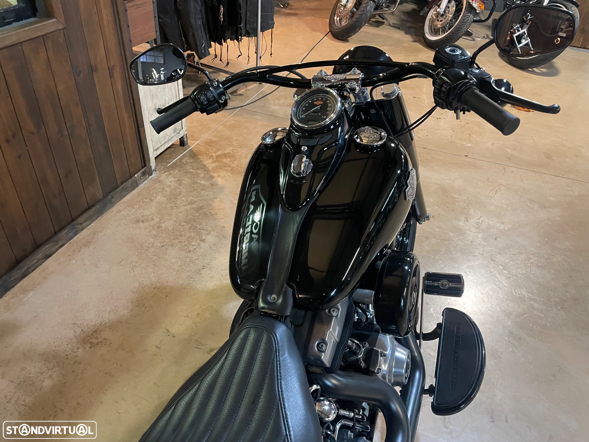Harley-Davidson FL Softail Slim - 11
