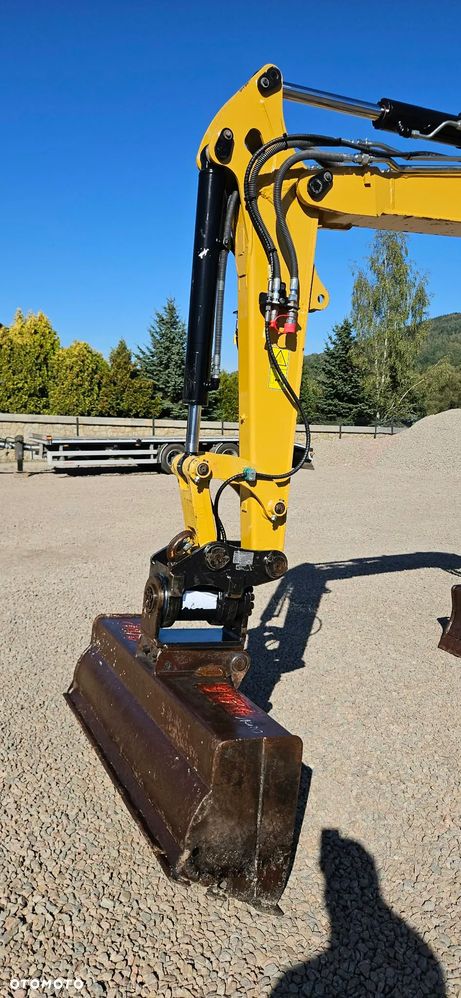 Caterpillar 305.5E 2 - 11
