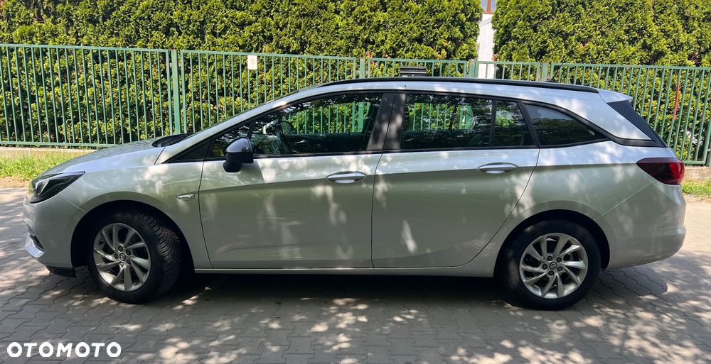 Opel Astra 1.2 T Edition S&S - 8