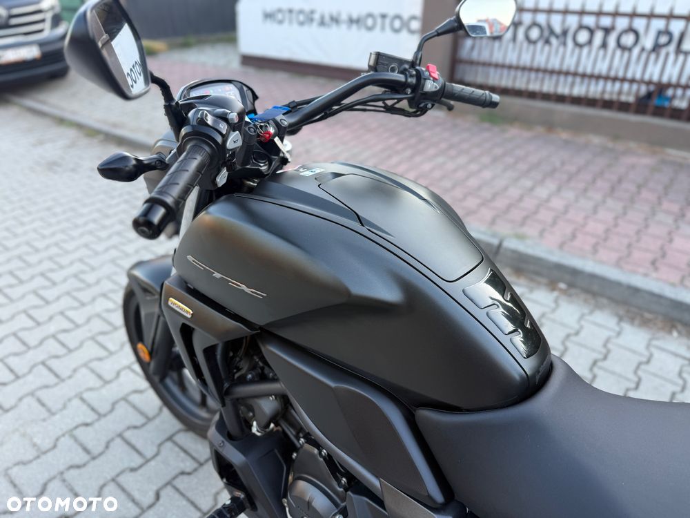 Honda CTX - 22
