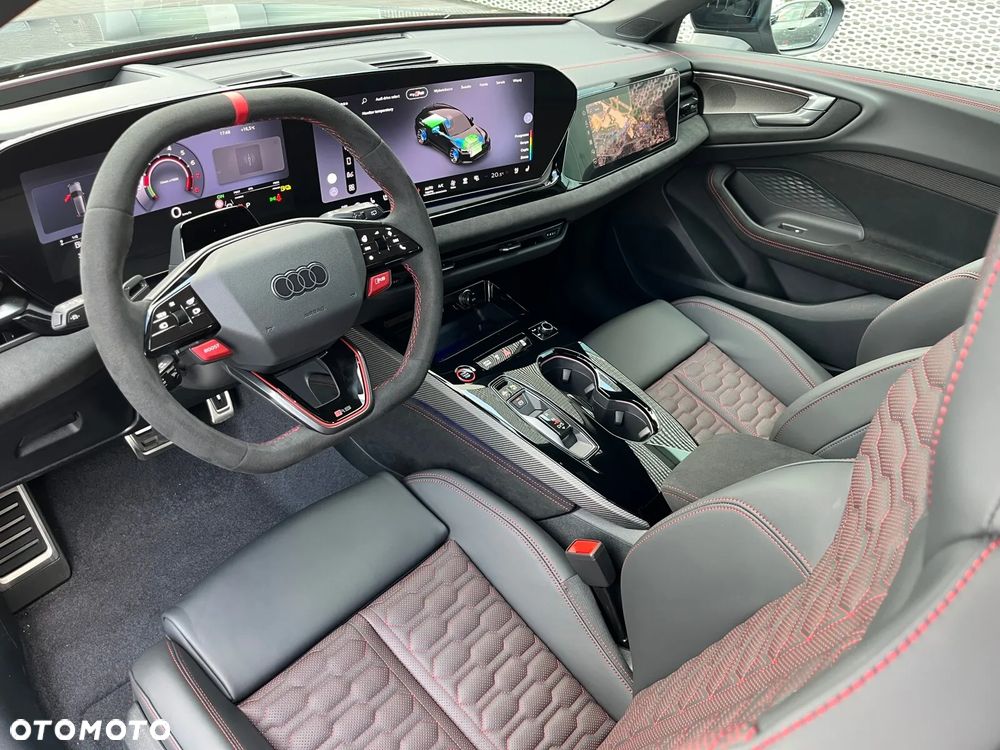 Audi RS5 Avant - 16