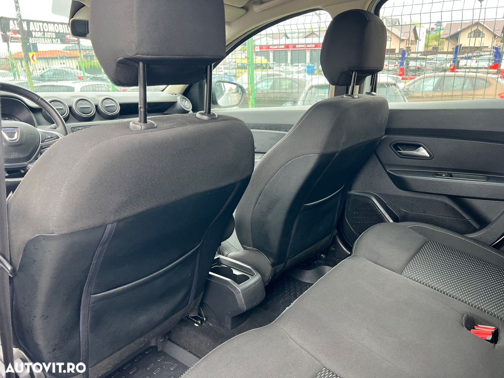 Dacia Duster 1.5 Blue dCi 4WD Comfort - 11