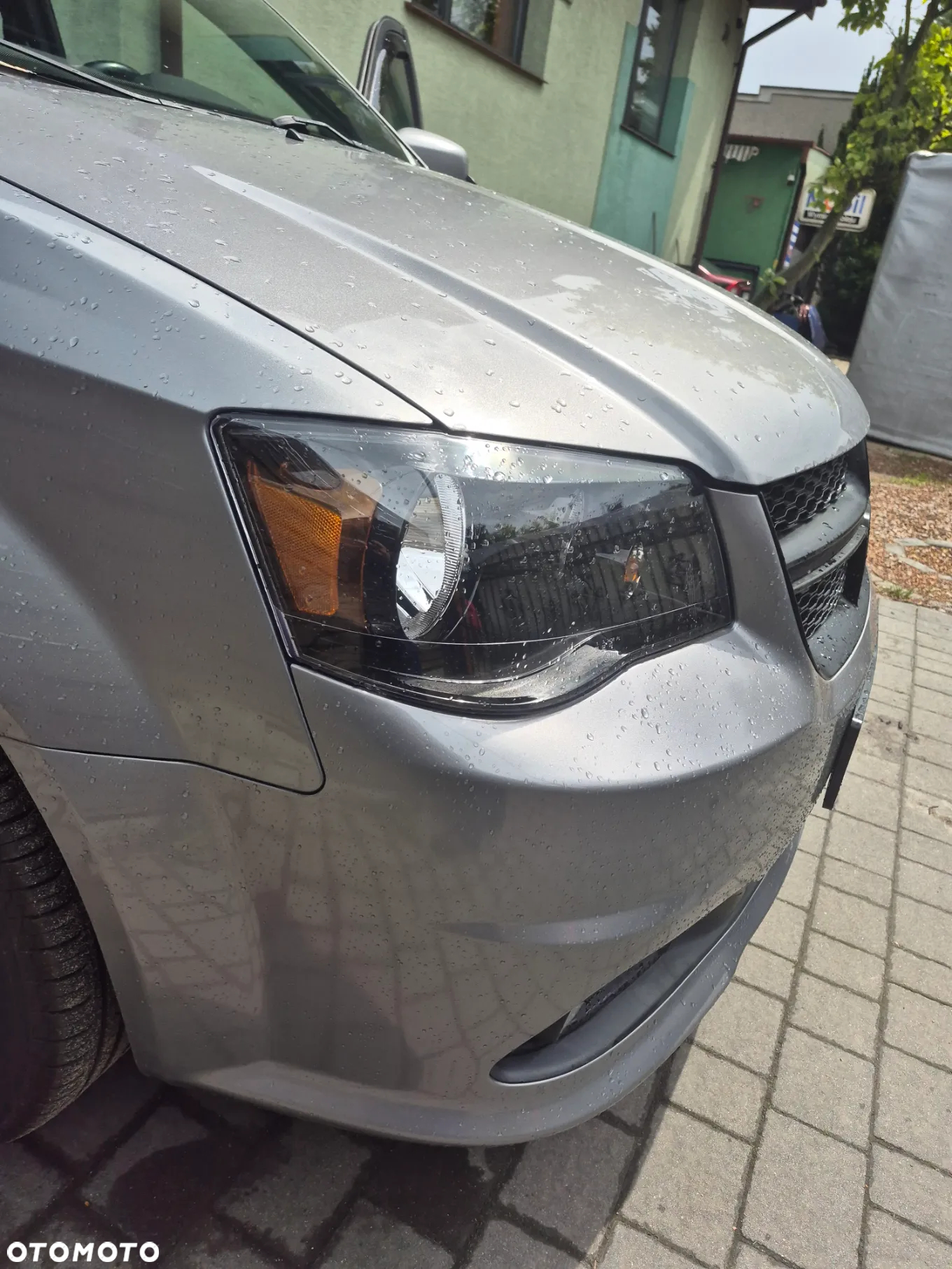 Dodge Grand Caravan - 29