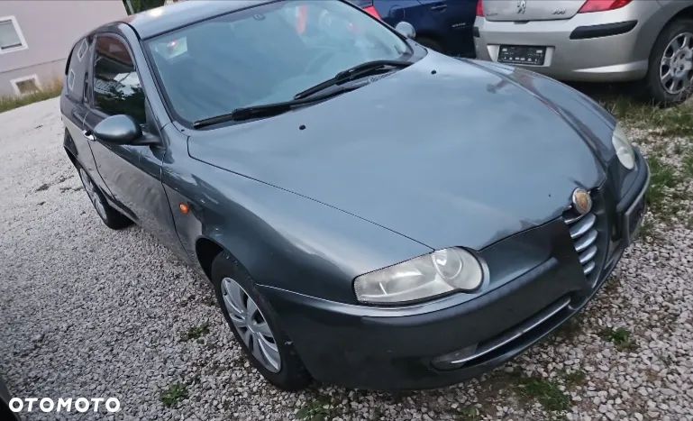 Alfa Romeo 147 - 2
