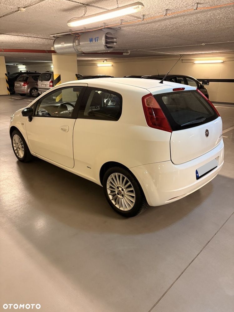 Fiat Grande Punto 1.3 Multijet 16V Dualogic Dynamic - 5