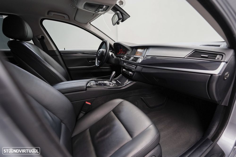 BMW 520 d Auto - 28