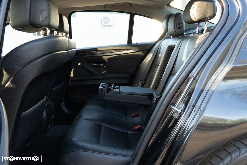 BMW 520 d Line Luxury - 26