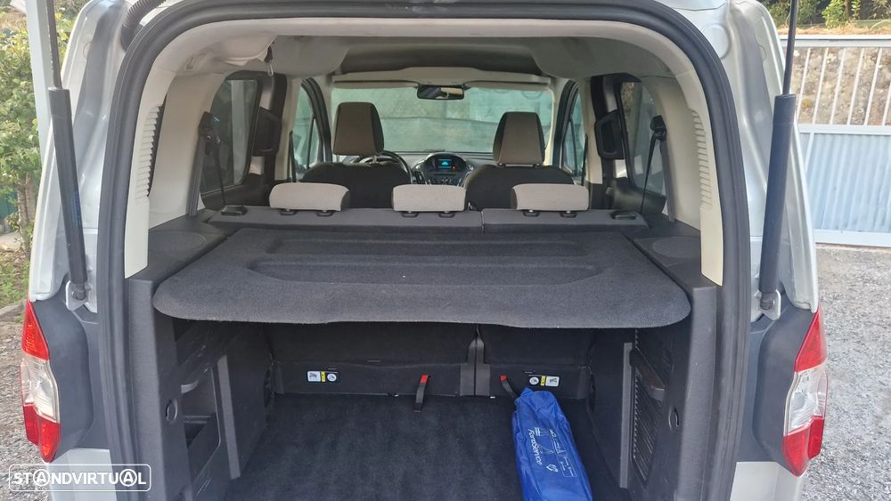 Ford Tourneo Courier 1.0 EcoBoost Titanium - 10