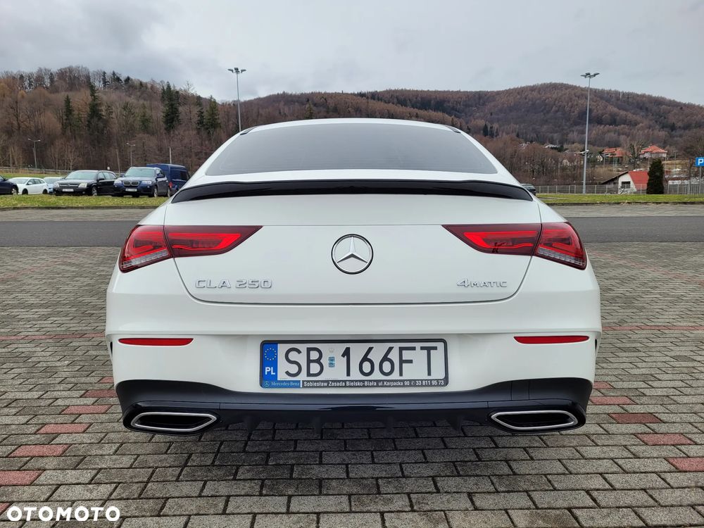 Mercedes-Benz CLA 250 4-Matic AMG Line 7G-DCT - 7