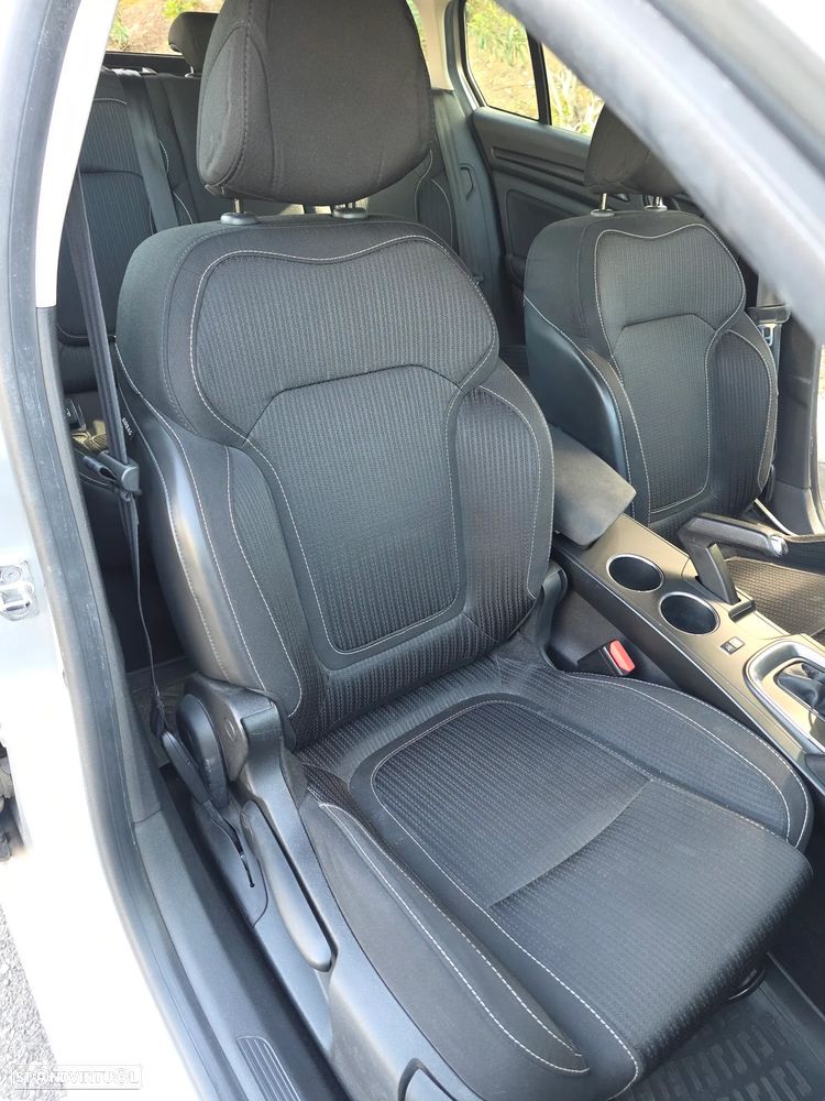 Renault Mégane Sport Tourer ENERGY dCi 110 EDC BUSINESS - 10