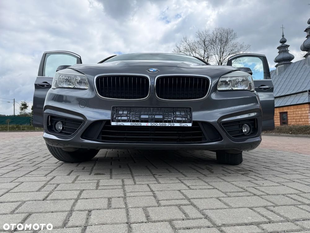 BMW Seria 2 216d - 17