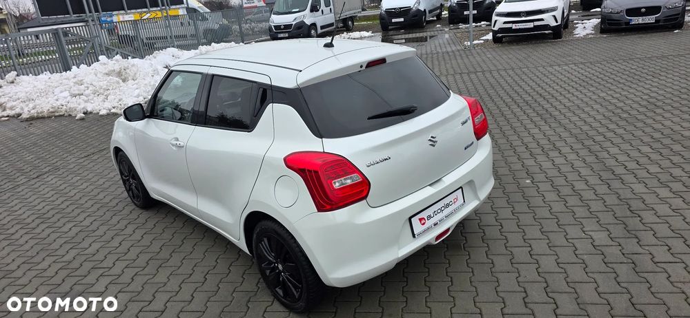 Suzuki Swift 1.2 SHVS Premium Plus - 10