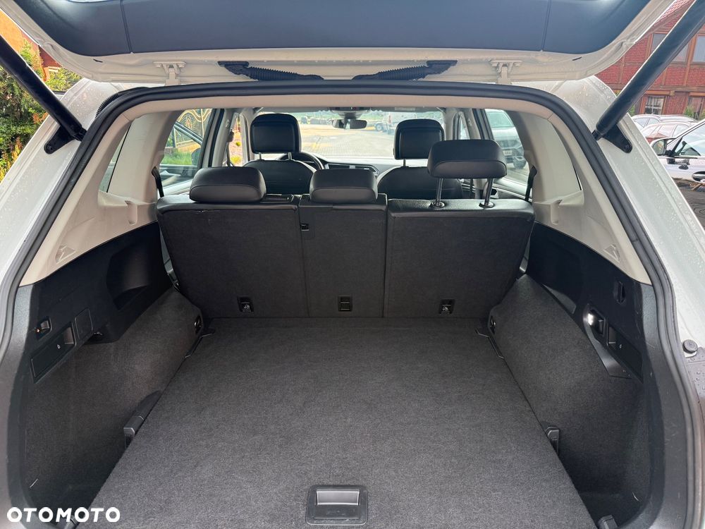 Volkswagen Tiguan 2.0 TDI SCR 4Mot Elegance DSG - 23