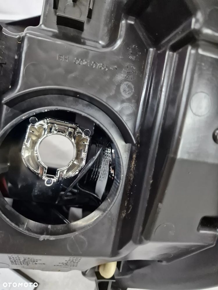 RENAULT MASTER IV 4 19- PRAWA LAMPA PRZEDNIA PRZÓD FULL LED , NR 260105567R , NR AUKCJI LA139 - 19