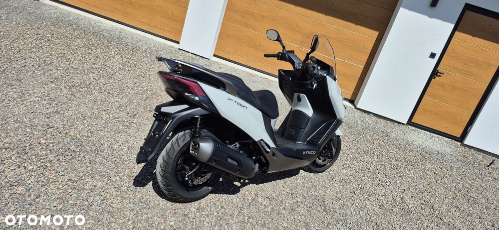 Kymco X-Town - 13