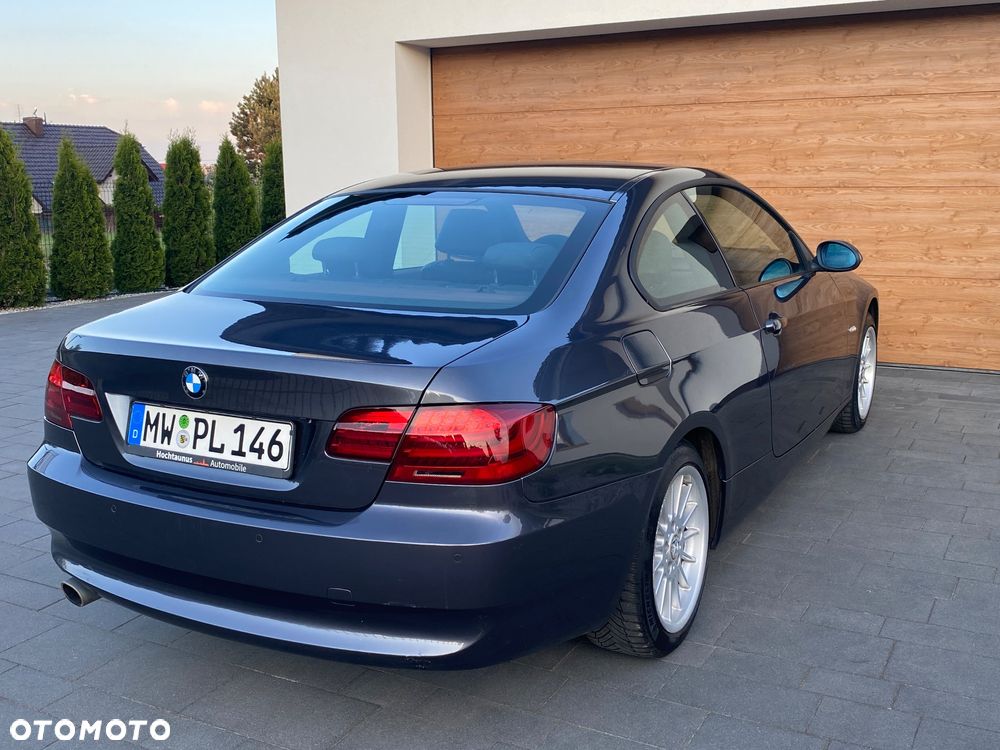 BMW Seria 3 320i M Sport Edition - 9