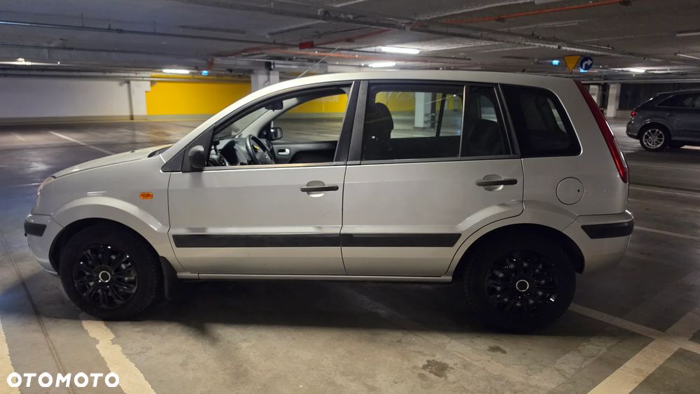 Ford Fusion 1.4 Trend - 8