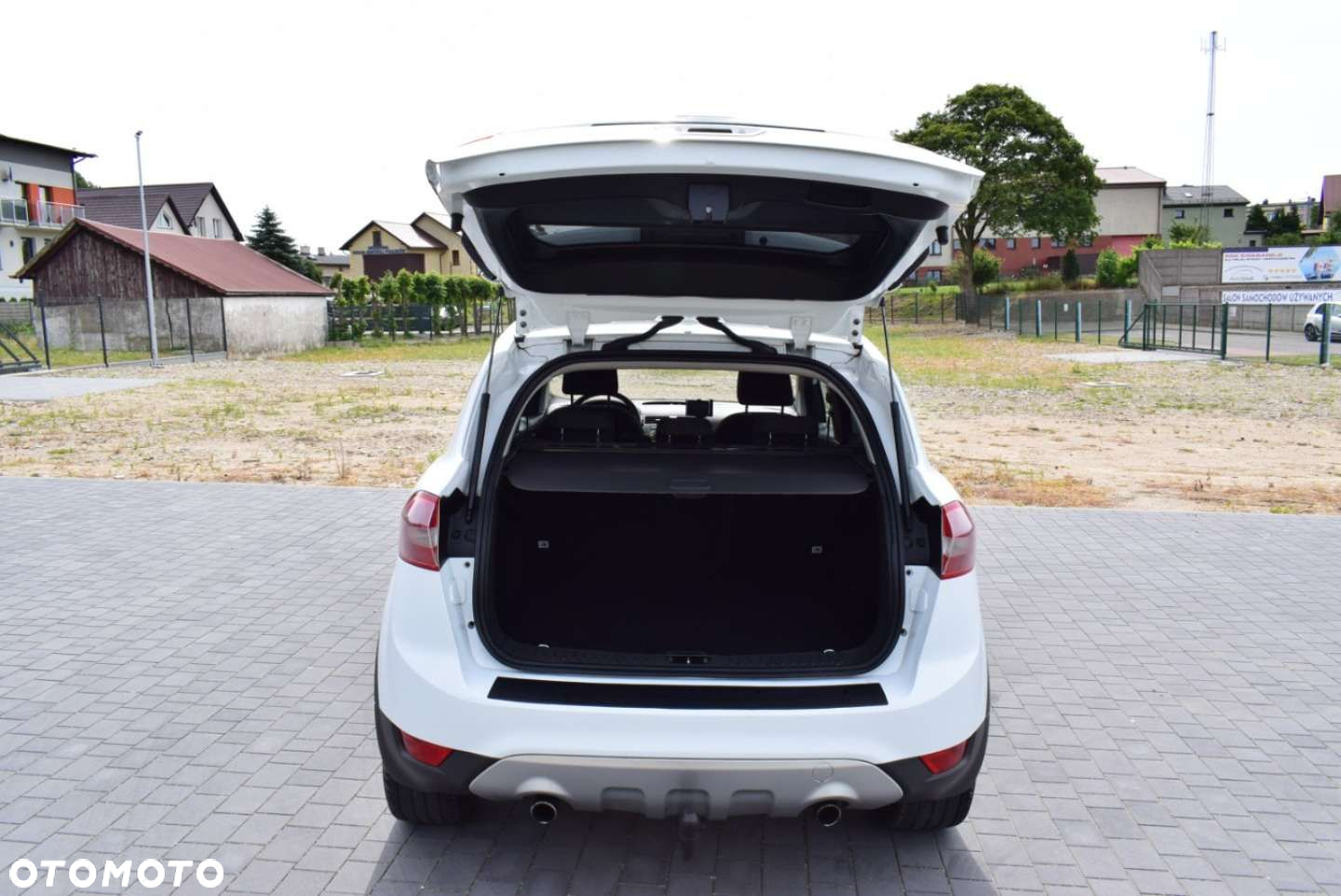 Ford Kuga - 11