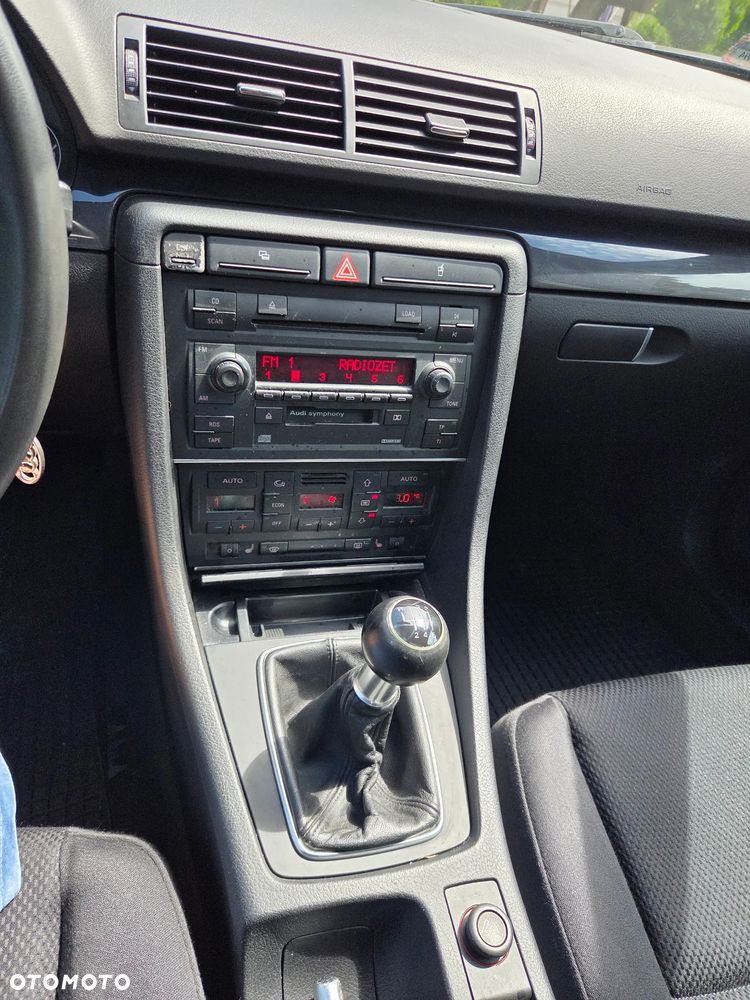 Audi A4 Avant - 15