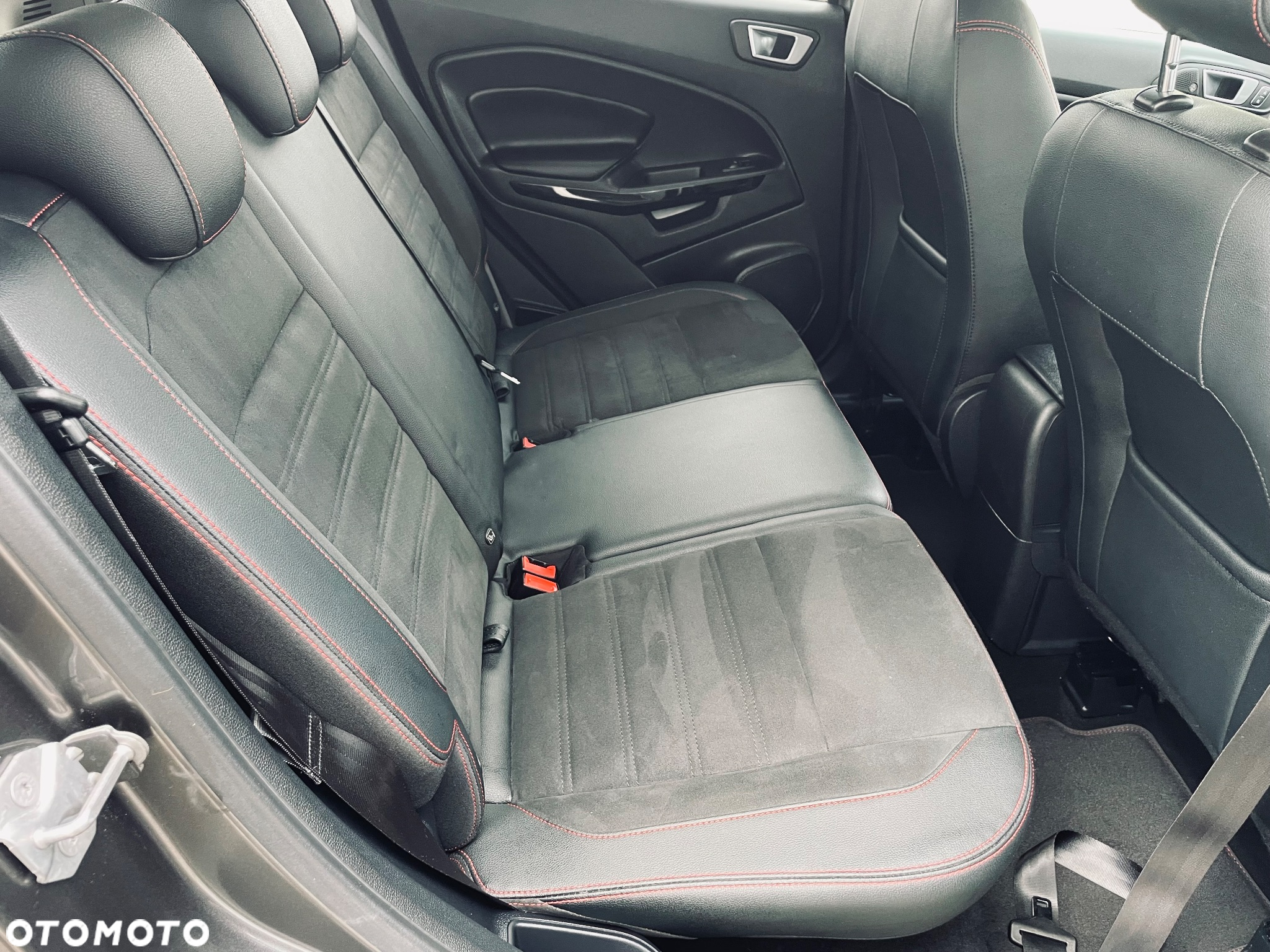 Ford EcoSport 1.5 EcoBlue ST-Line Black ASS - 35