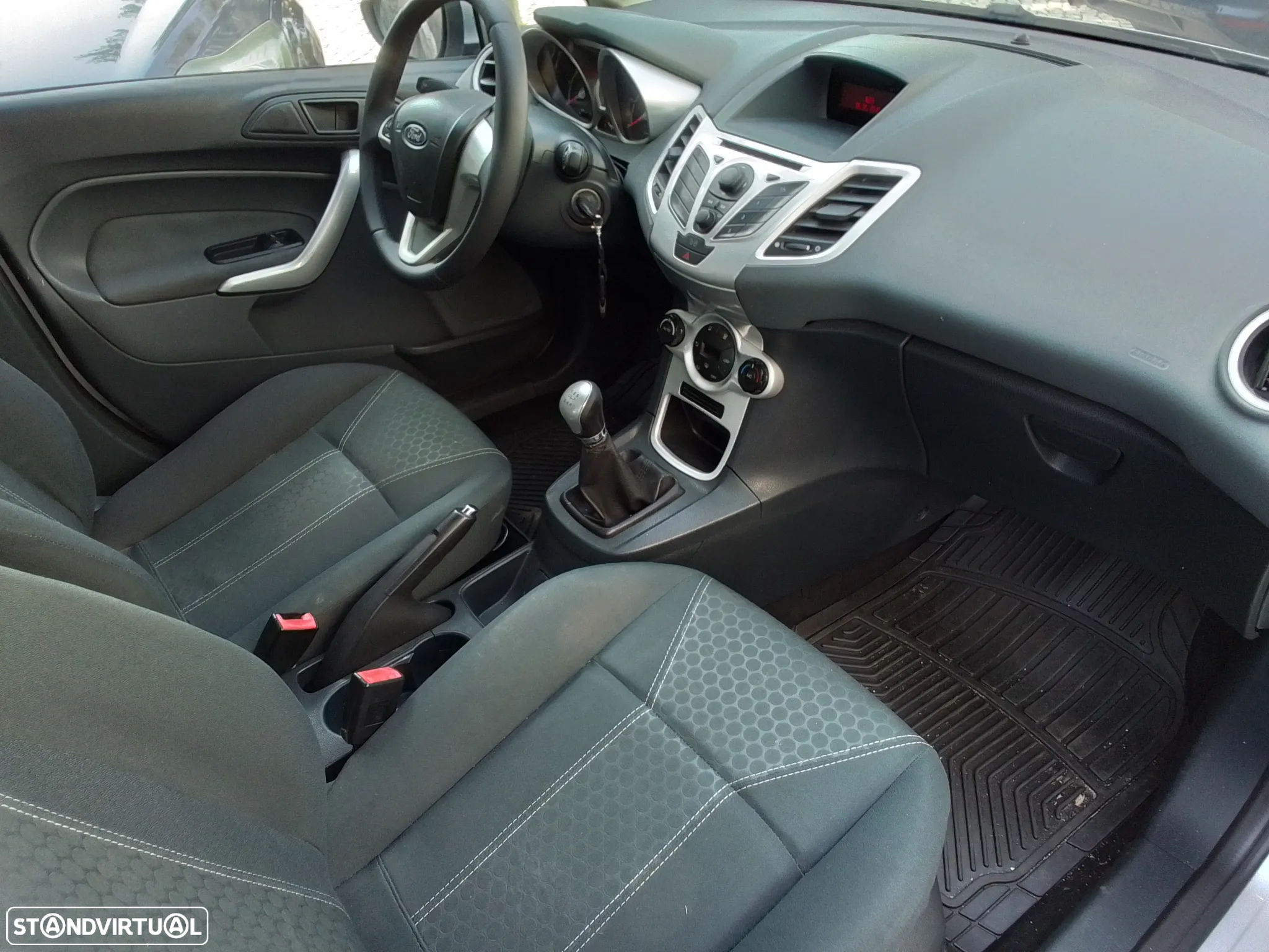 Ford Fiesta 1.4 TDCi Titanium - 6