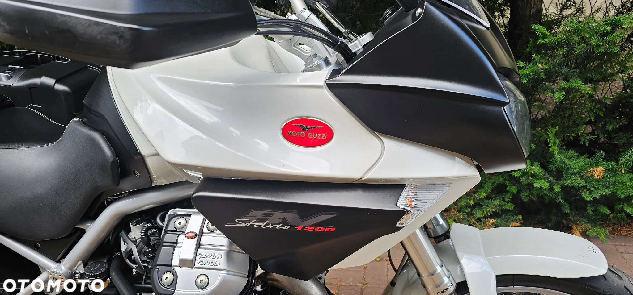 Moto Guzzi Stelvio - 5