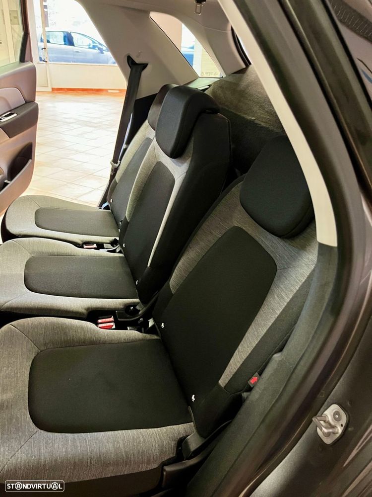 Citroën C4 Spacetourer 1.2 PureTech Feel EAT8 - 24
