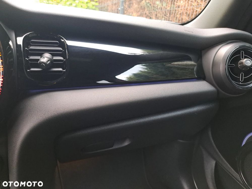 MINI Cooper Classic Trim - 28