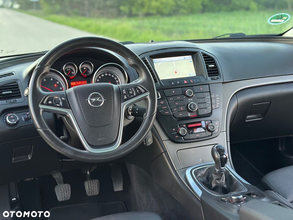 Opel Insignia - 29